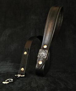 The ''Eros'' leash all Black